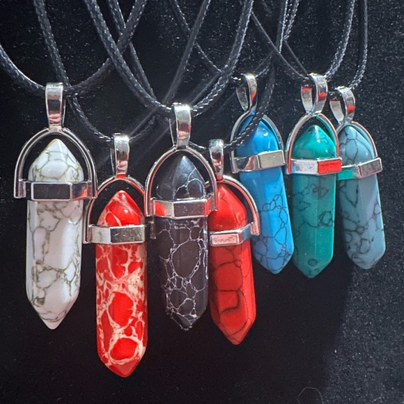 Set of 7 Marble Style Crystal Necklaces - Picture 3 of 5